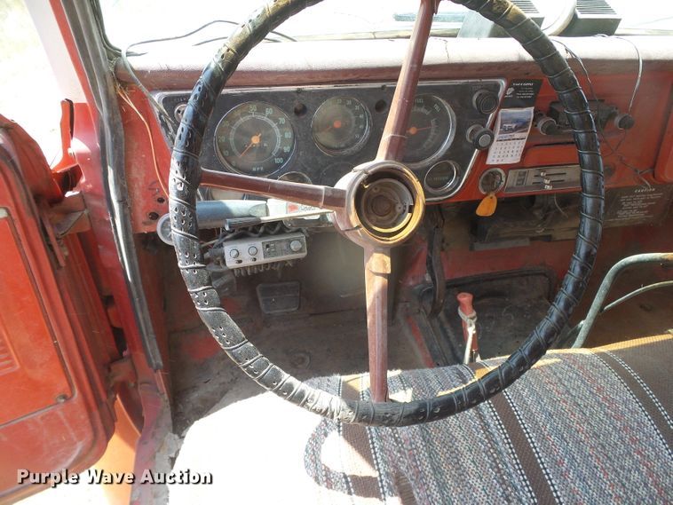 image for item DD0469 1970 Chevrolet C50  grain truck