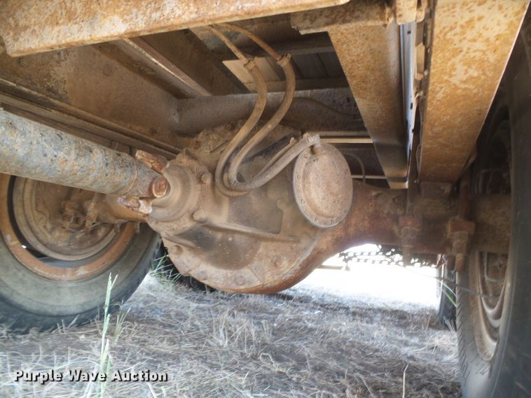 image for item DD0469 1970 Chevrolet C50  grain truck