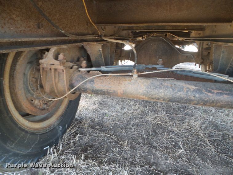 image for item DD0469 1970 Chevrolet C50  grain truck