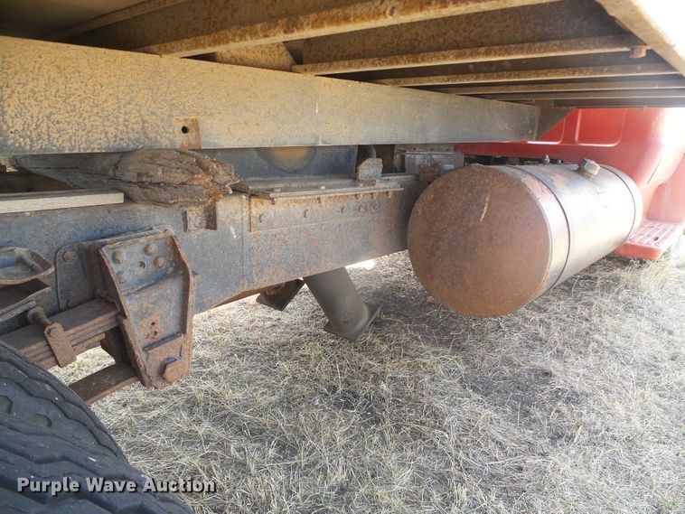 image for item DD0469 1970 Chevrolet C50  grain truck