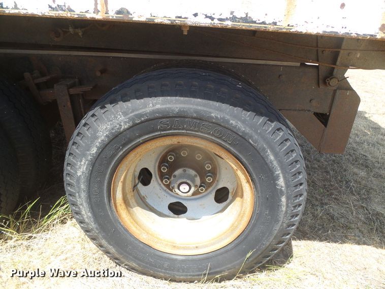 image for item DD0469 1970 Chevrolet C50  grain truck