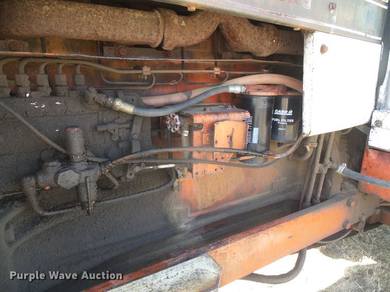 image for item DD0471 Case 1570  tractor