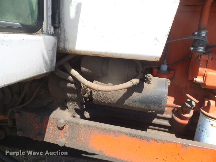 image for item DD0471 Case 1570  tractor