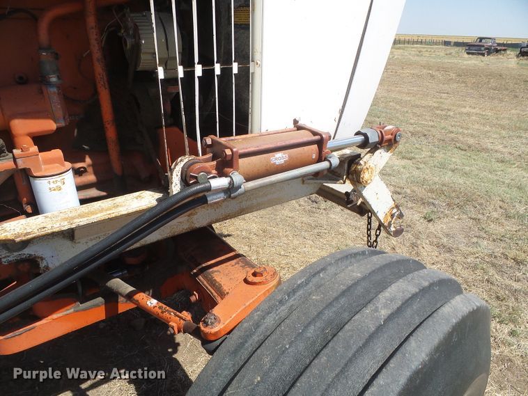 image for item DD0471 Case 1570  tractor