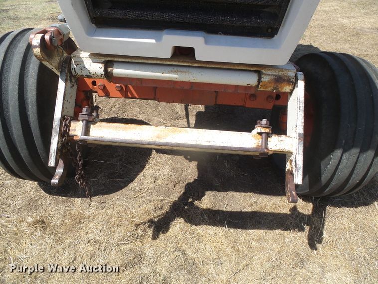 image for item DD0471 Case 1570  tractor