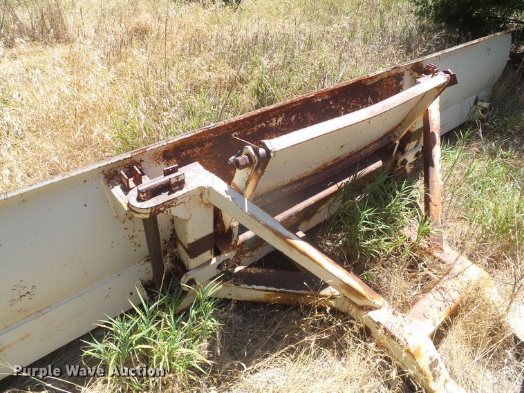 image for item DD0471 Case 1570  tractor