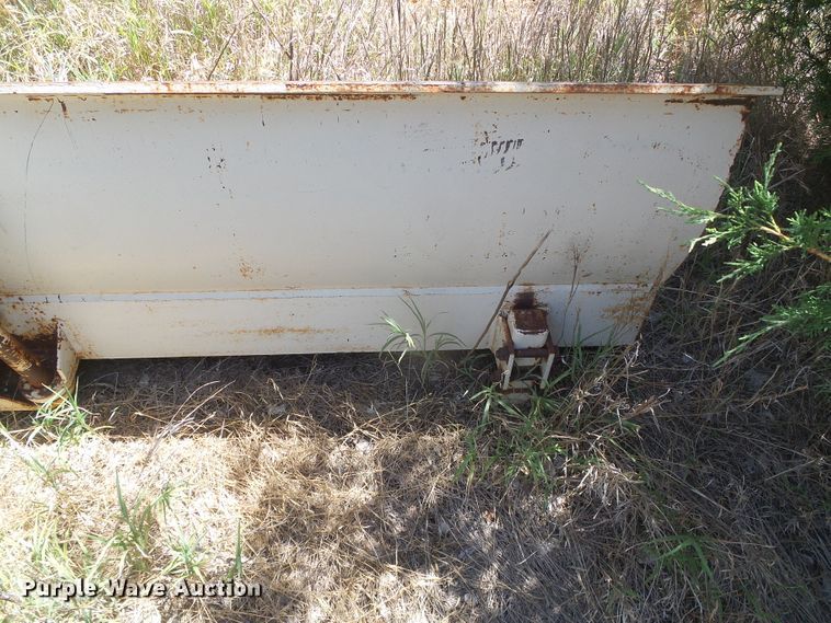 image for item DD0471 Case 1570  tractor