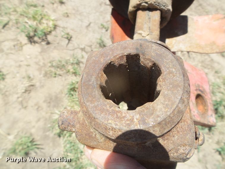 image for item DD0483 Wetmore 888 hammer mill feed mixer