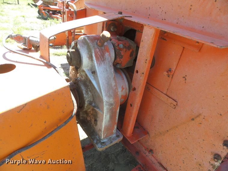 image for item DD0483 Wetmore 888 hammer mill feed mixer