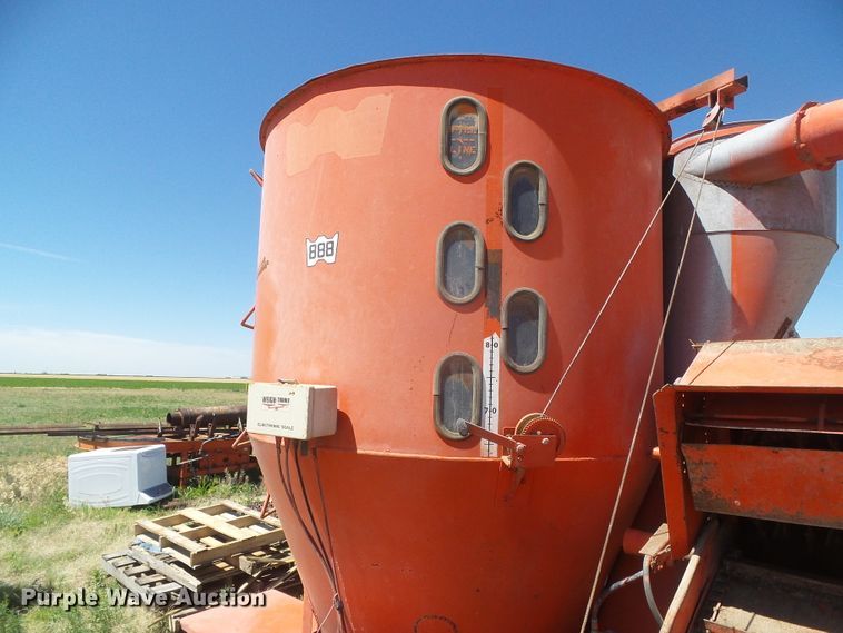 image for item DD0483 Wetmore 888 hammer mill feed mixer