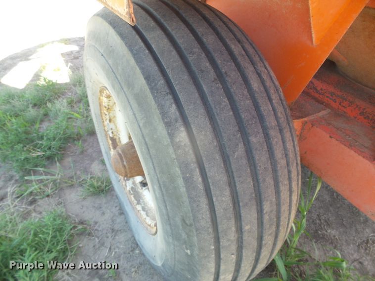 image for item DD0483 Wetmore 888 hammer mill feed mixer