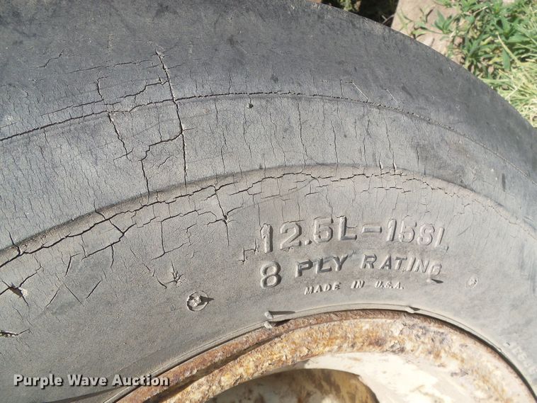 image for item DD0483 Wetmore 888 hammer mill feed mixer