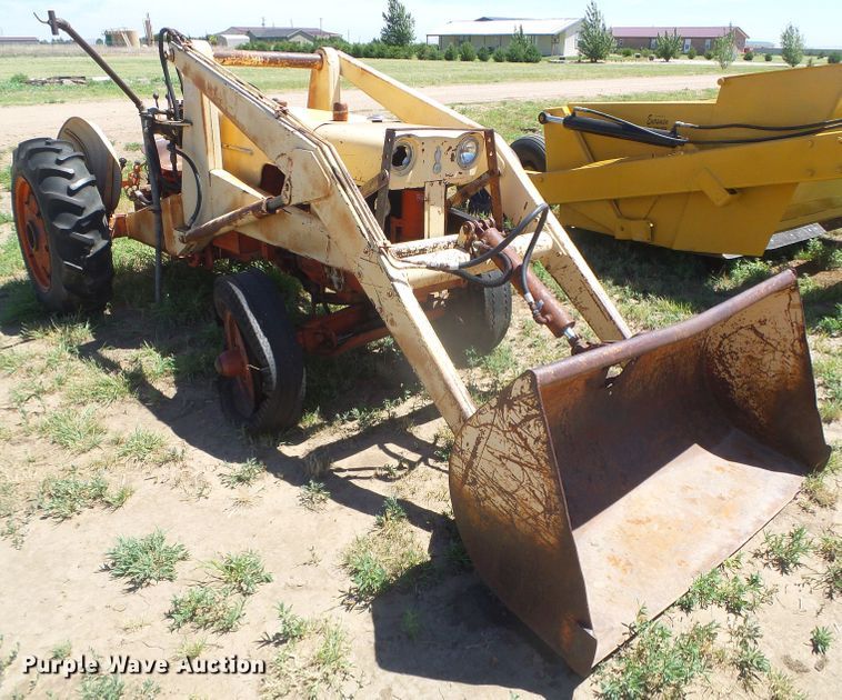 image for item DD0486 Case 210-B-H  tractor