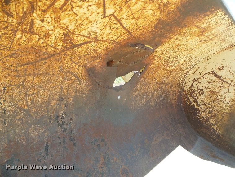 image for item DD0486 Case 210-B-H  tractor