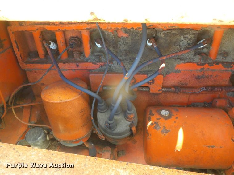 image for item DD0486 Case 210-B-H  tractor