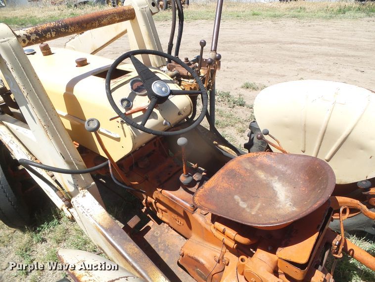 image for item DD0486 Case 210-B-H  tractor