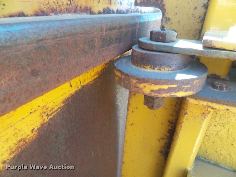 image for item DD0489 96"W pan scraper