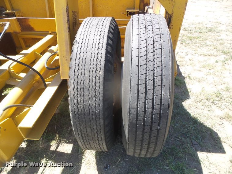 image for item DD0489 96"W pan scraper