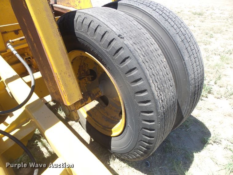 image for item DD0489 96"W pan scraper