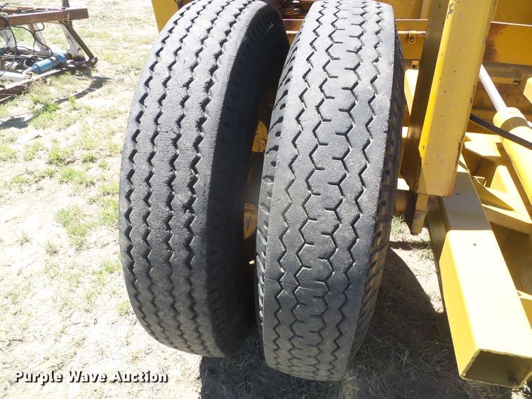 image for item DD0489 96"W pan scraper