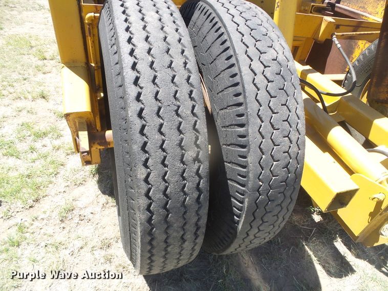 image for item DD0489 96"W pan scraper