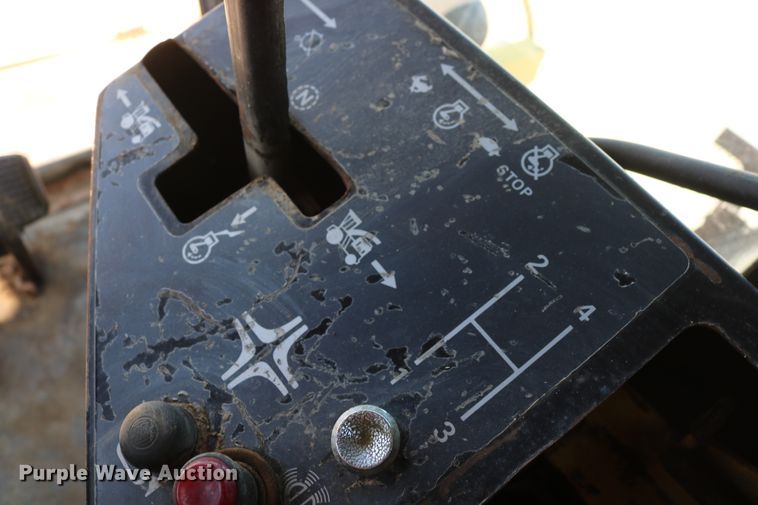 image for item DD5394 1981 New Holland 2100 forage harvester