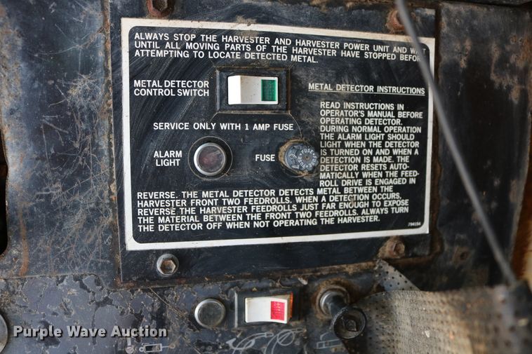 image for item DD5394 1981 New Holland 2100 forage harvester