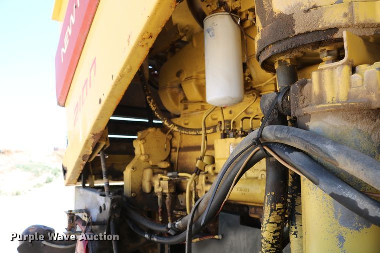 image for item DD5394 1981 New Holland 2100 forage harvester