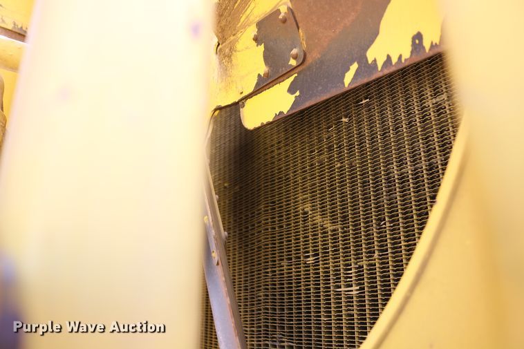 image for item DD5394 1981 New Holland 2100 forage harvester