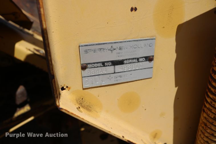 image for item DD5394 1981 New Holland 2100 forage harvester