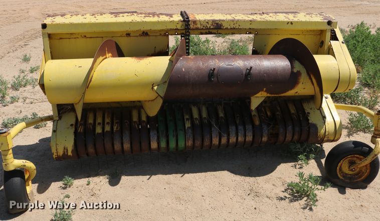 image for item DD5394 1981 New Holland 2100 forage harvester