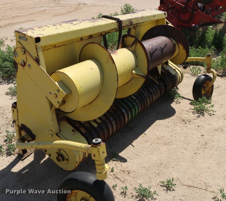 image for item DD5394 1981 New Holland 2100 forage harvester