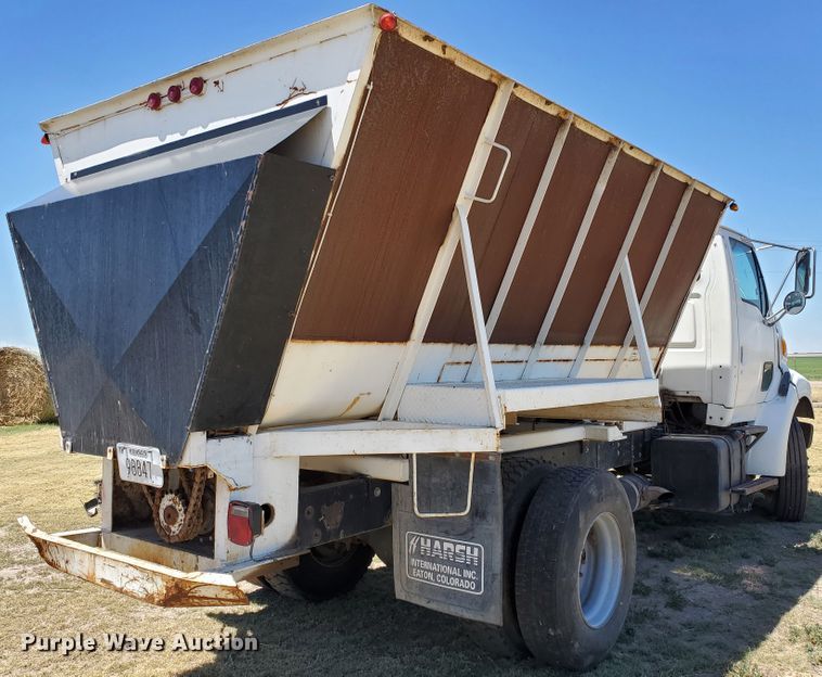 image for item DG0038 1998 Ford L8000  feed mixer truck