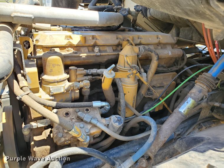 image for item DG0038 1998 Ford L8000  feed mixer truck