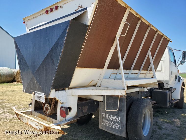 image for item DG0038 1998 Ford L8000  feed mixer truck