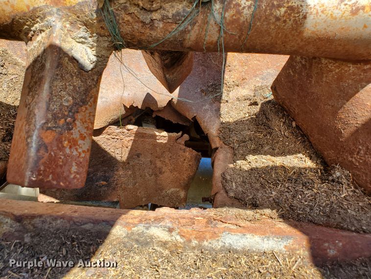 image for item DG0038 1998 Ford L8000  feed mixer truck