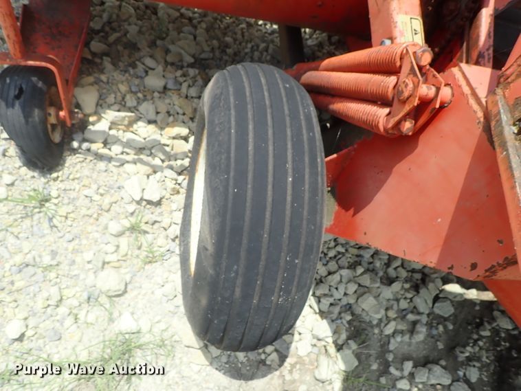 image for item DG2318 Hesston 1014  windrower