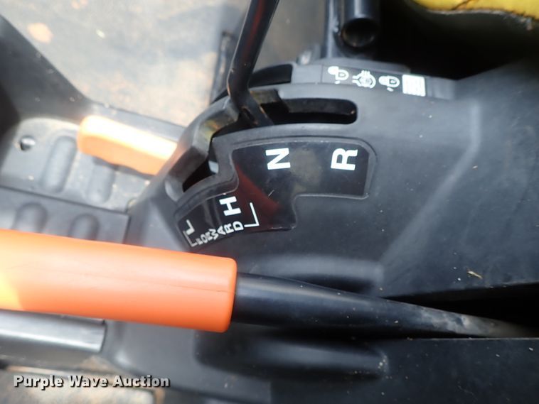 image for item DG2335 2016 John Deere 825i Gator  utility vehicle