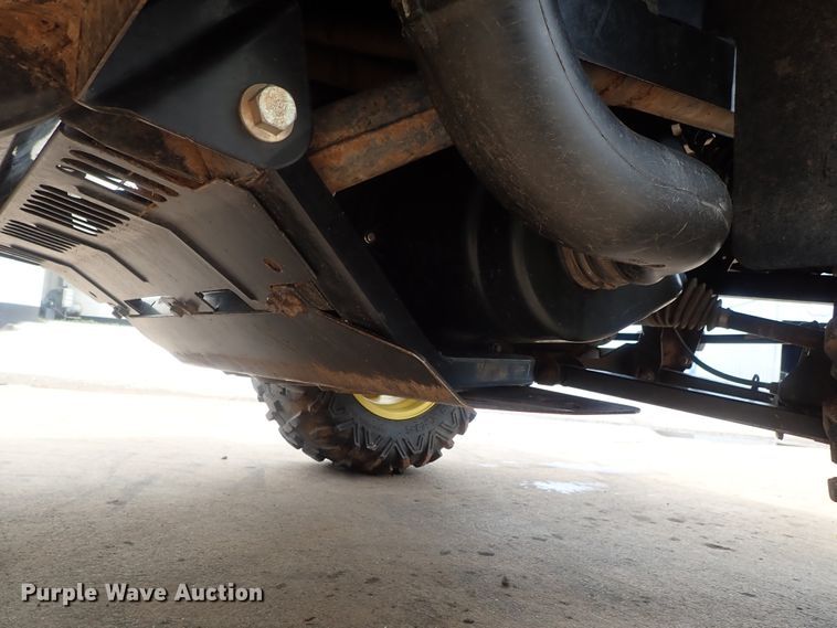 image for item DG2335 2016 John Deere 825i Gator  utility vehicle