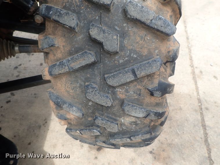 image for item DG2335 2016 John Deere 825i Gator  utility vehicle