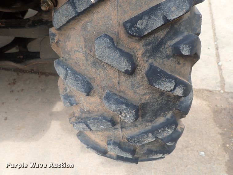 image for item DG2335 2016 John Deere 825i Gator  utility vehicle