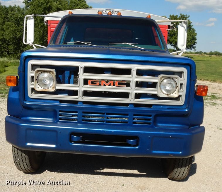 image for item DG7874 1974 GMC 6000  grain truck