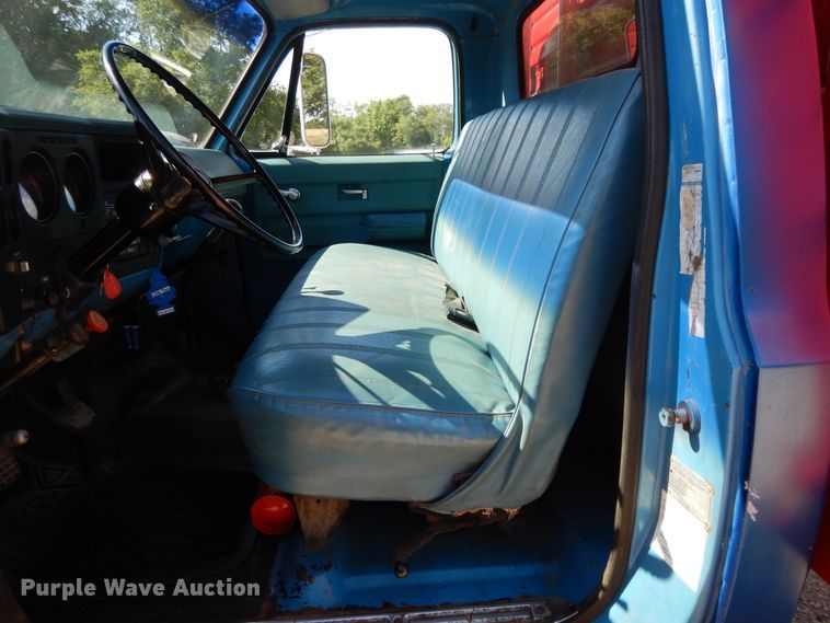 image for item DG7874 1974 GMC 6000  grain truck