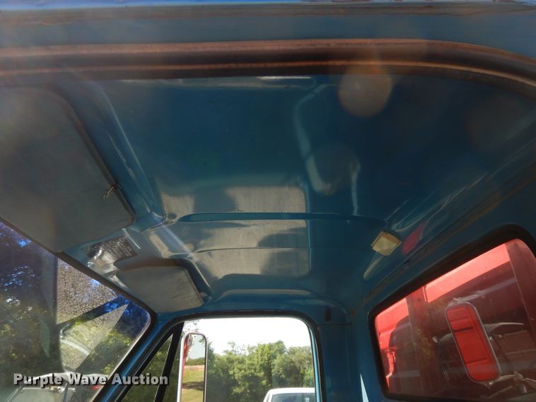 image for item DG7874 1974 GMC 6000  grain truck