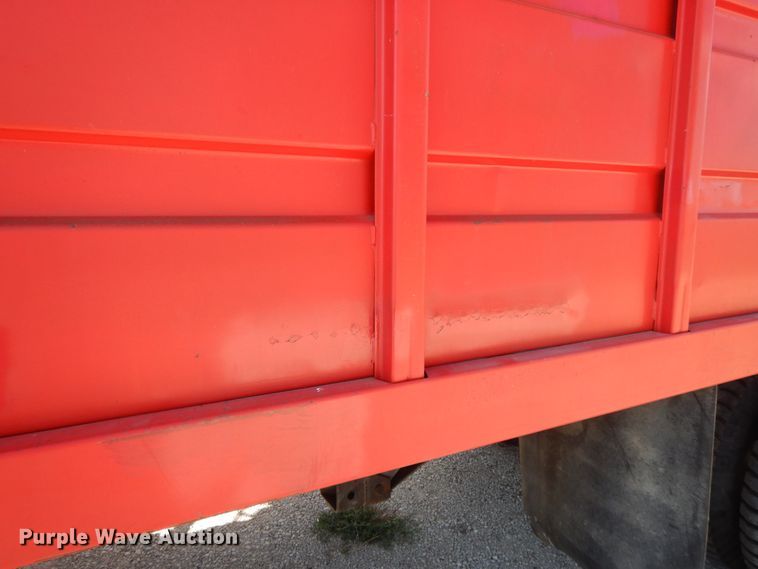 image for item DG7874 1974 GMC 6000  grain truck