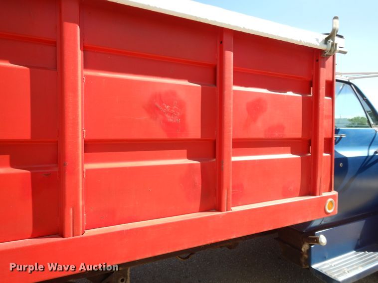 image for item DG7874 1974 GMC 6000  grain truck