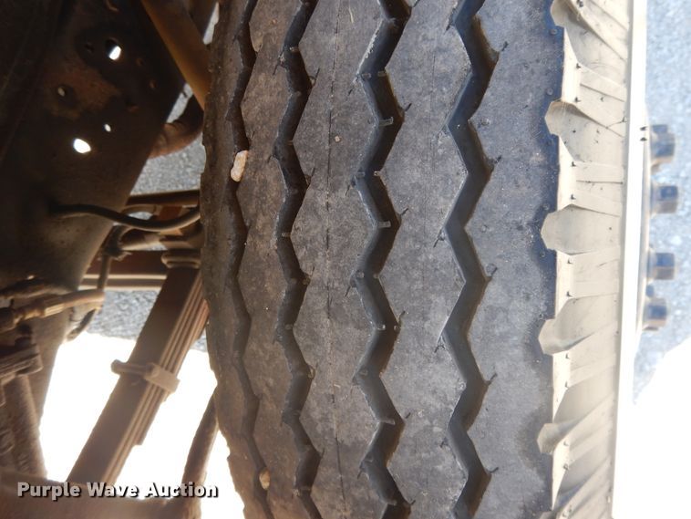 image for item DG7874 1974 GMC 6000  grain truck