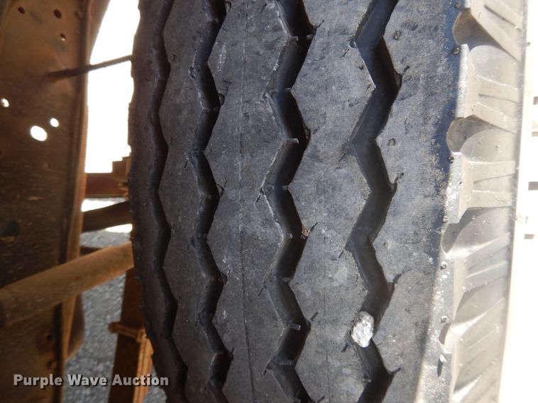 image for item DG7874 1974 GMC 6000  grain truck