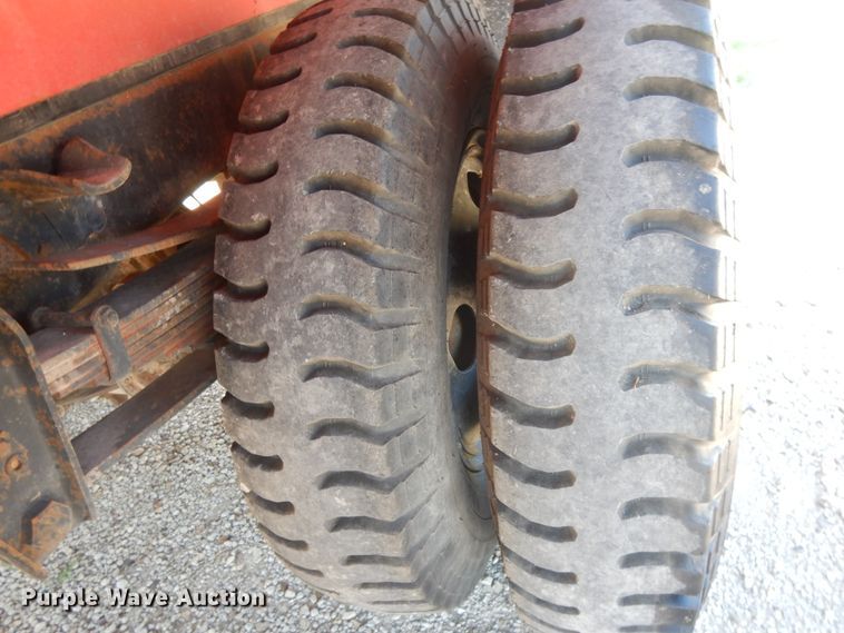 image for item DG7874 1974 GMC 6000  grain truck