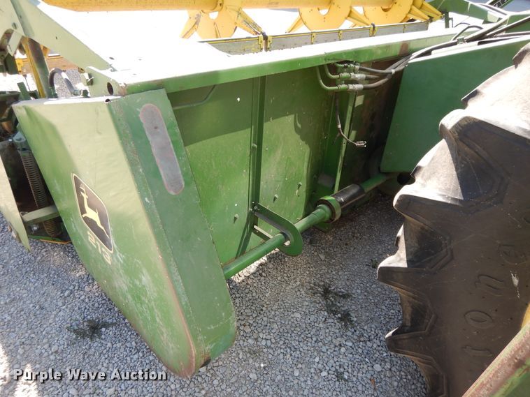 image for item DG7875 1981 John Deere 4420 combine